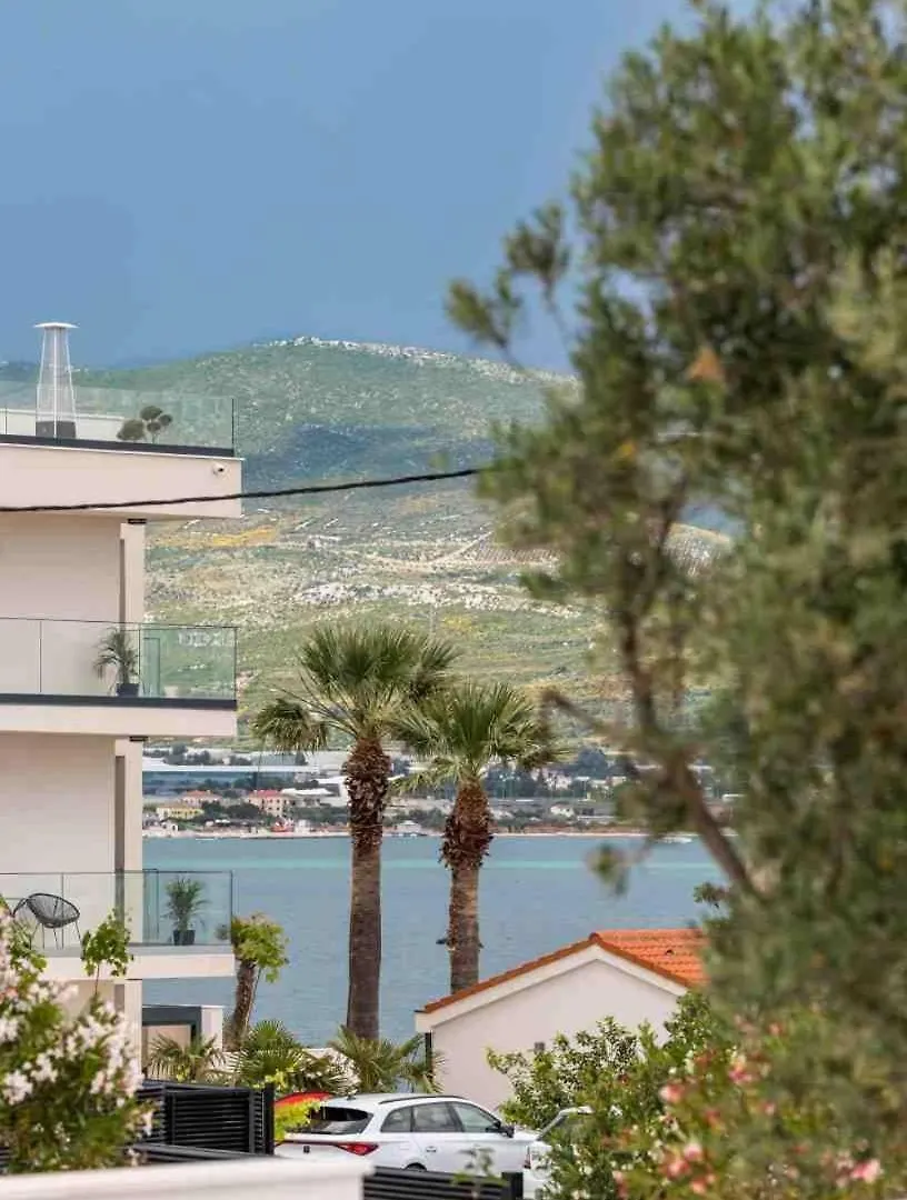 טרוגיר Apartment In Arbanija With Terrace, Air Conditioning, Wifi 5139-4