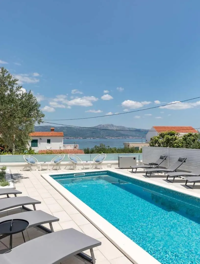 טרוגיר Apartment In Arbanija With Terrace, Air Conditioning, Wifi 5139-4 0*,