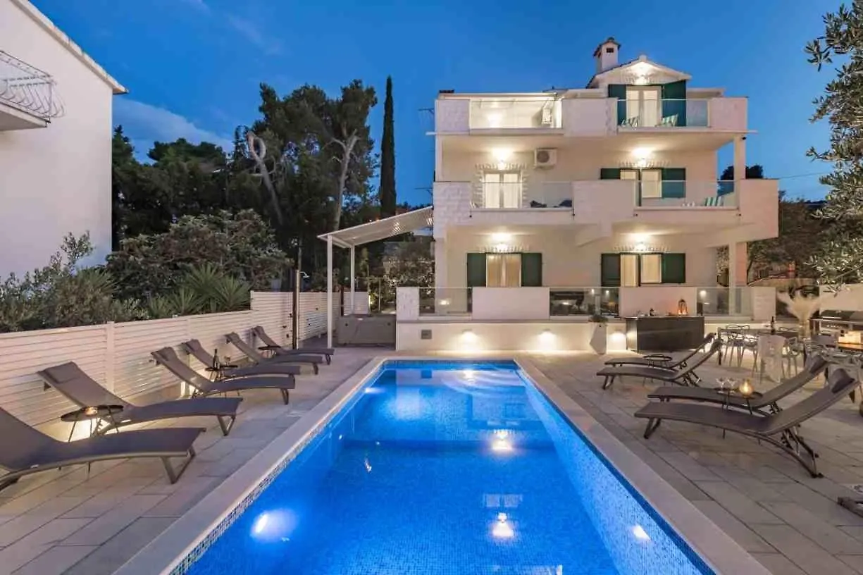 Apartment In Arbanija With Terrace, Air Conditioning, Wifi 5139-4 Trogir