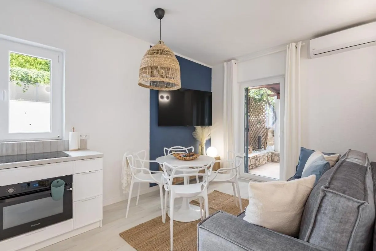 Apartment In Arbanija With Terrace, Air Conditioning, Wifi 5139-4 Trogir 0*,  Croatia